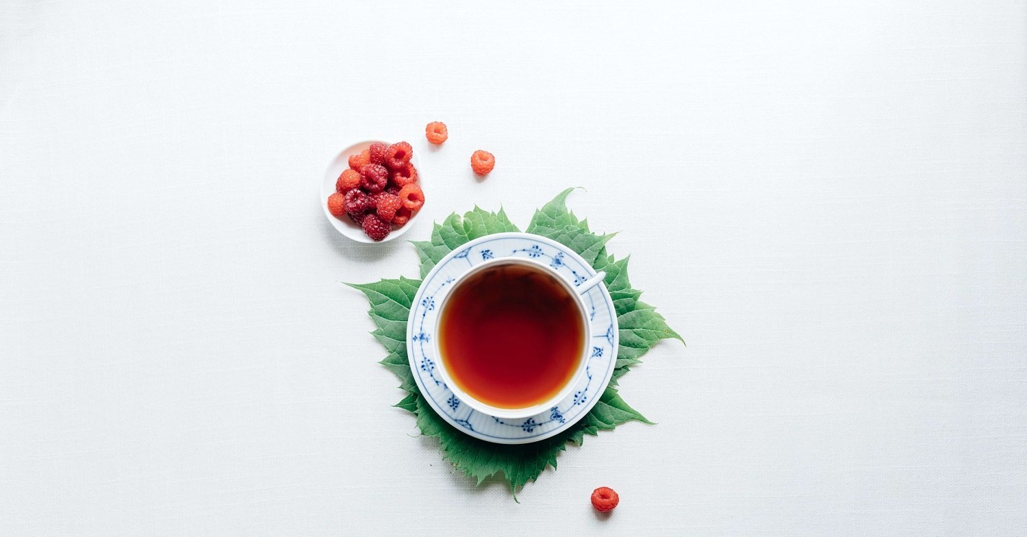 Red Raspberry Leaf Tea: Pregnancy & Labor Benefits, Side Effects and Precautions